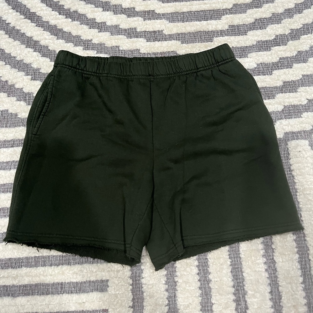Good American shorts‎